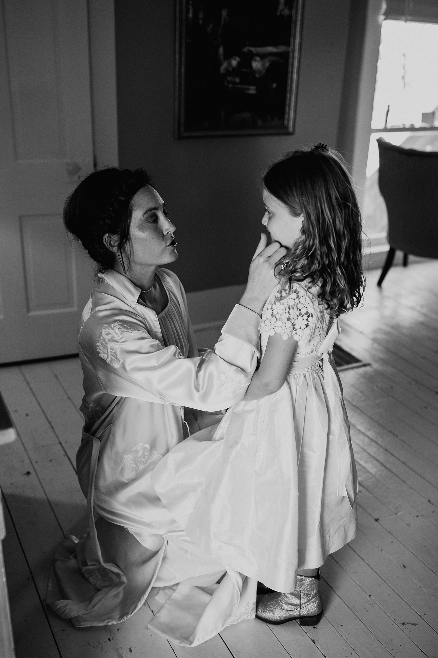 bride and daughter